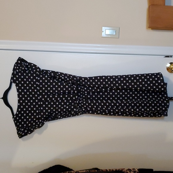 Black & white polka dot Monteau dress size Medium - Picture 2 of 3